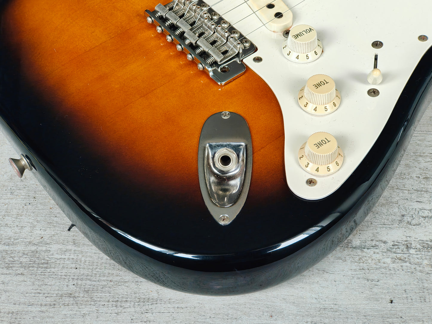 1987 Fender Japan "E Series" ST57-70 '57 Reissue Stratocaster w/USA Pickups (Sunburst)