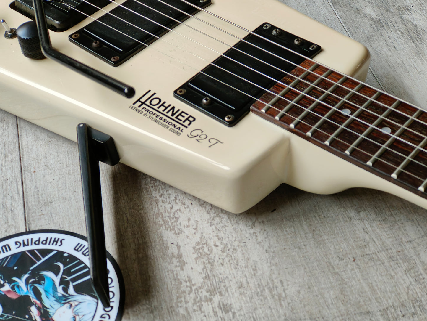 1990 Hohner G2T Headless Guitar w/Steinberger System (White)