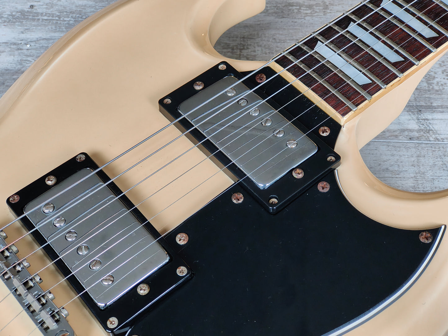 1990 Samick SG-7 Japanese Market Double Cutaway (Aged White)