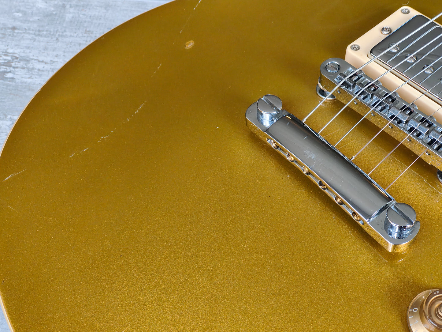 Blitz by Aria Pro II Leopard Les Paul Standard (Goldtop)