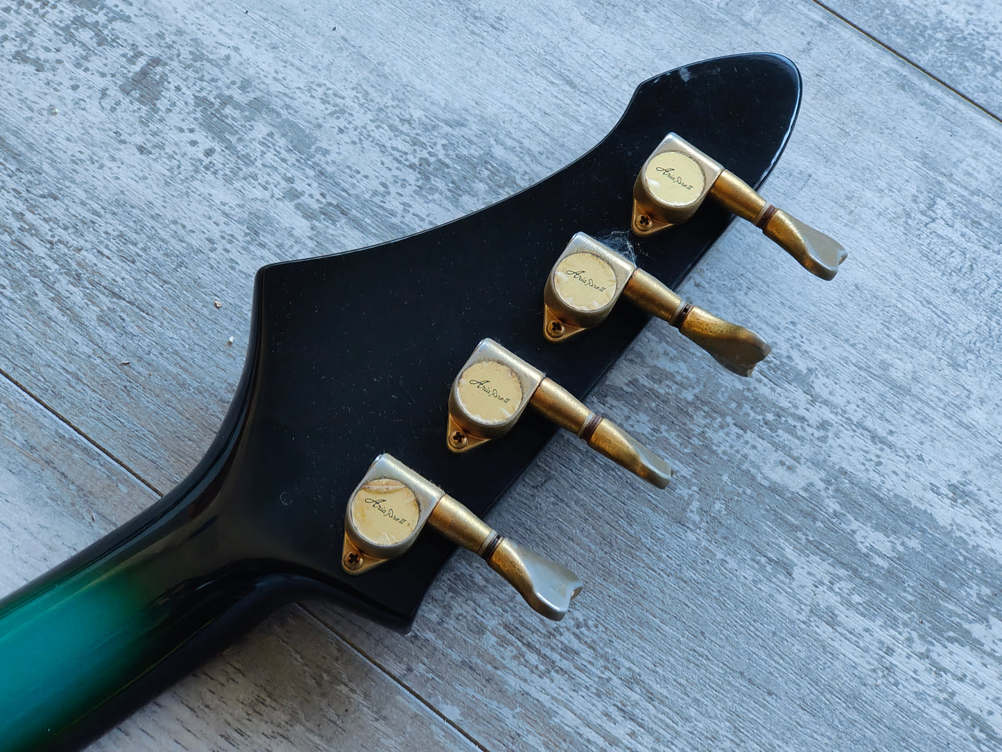 1983 Aria Pro II ZZB-DELUXE Explorer Bass (Blue-Black Burst)