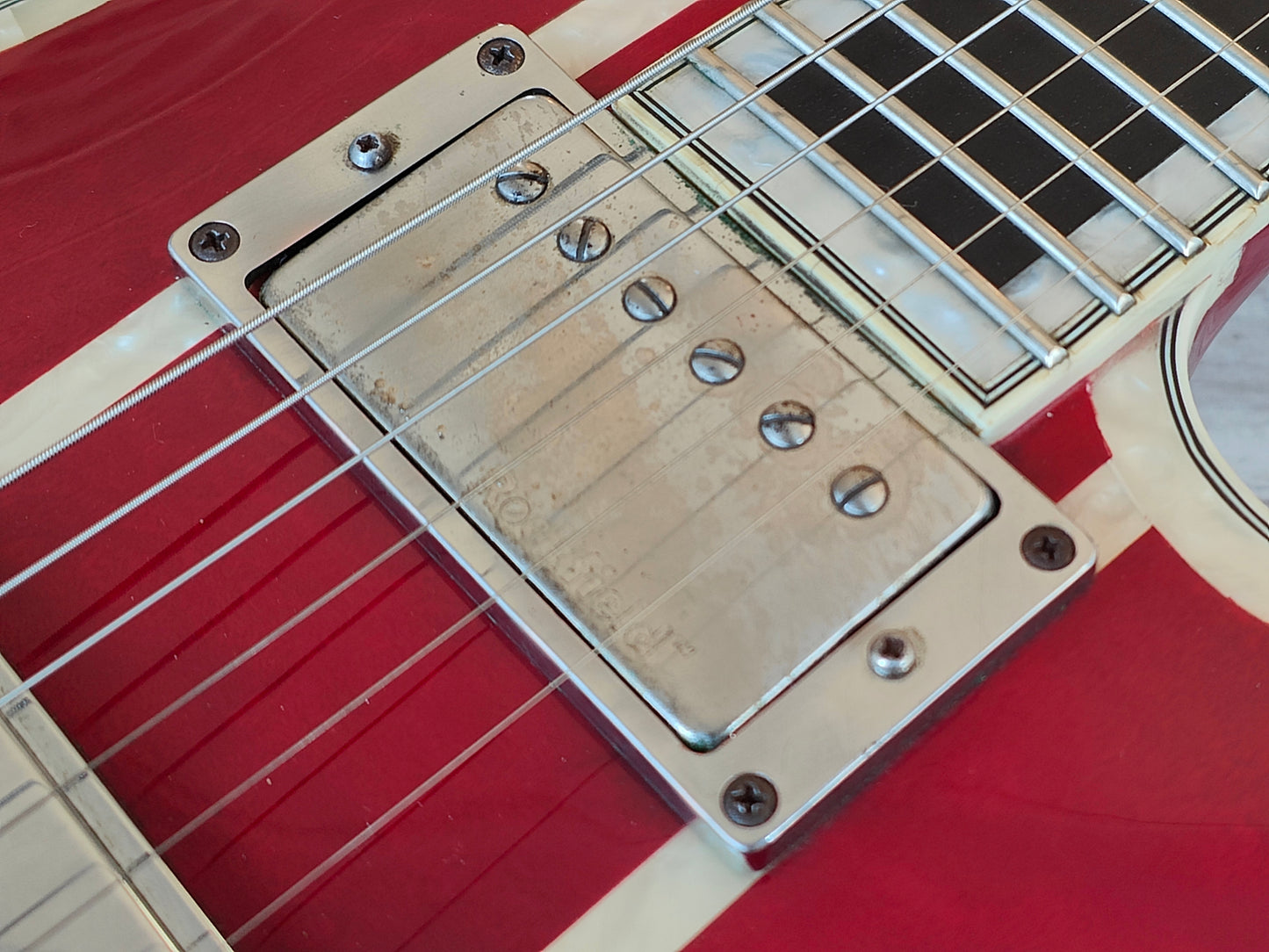2004 BC Rich Eagle Classic Deluxe (Dragon's Blood Red)