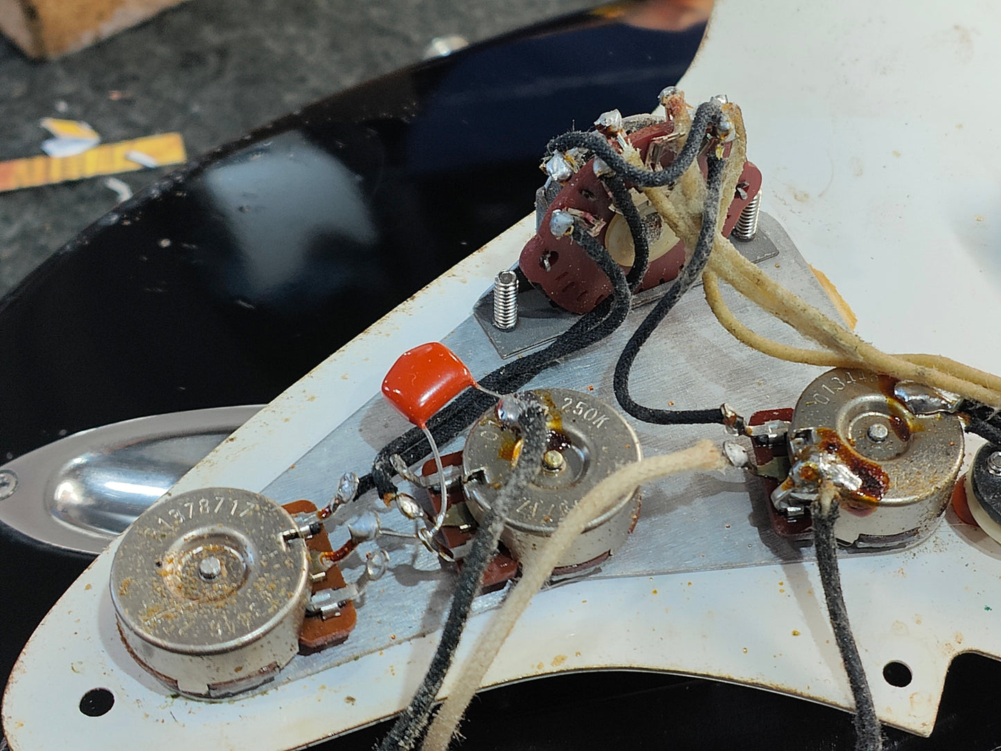 1989 Fender Japan ST54-900 '54 Reissue Stratocaster w/USA Pickups (Black Nitro)