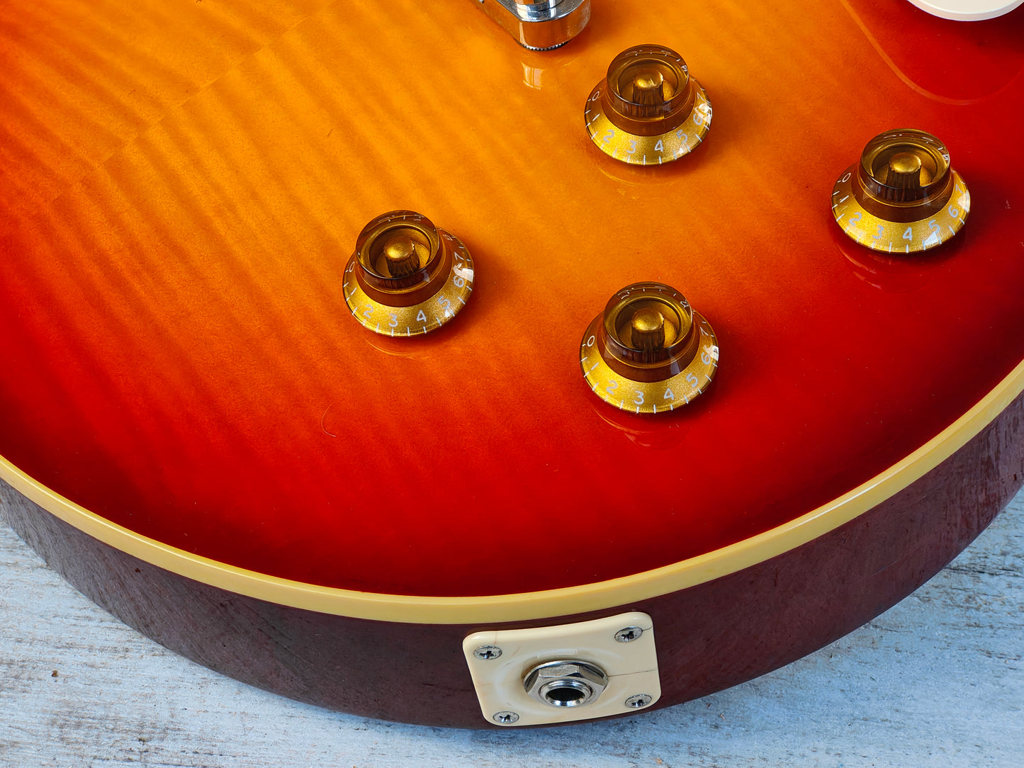 2012 Edwards Japan (by ESP) E-LP-108SD Les Paul w/Seymour Duncans (Sunburst)