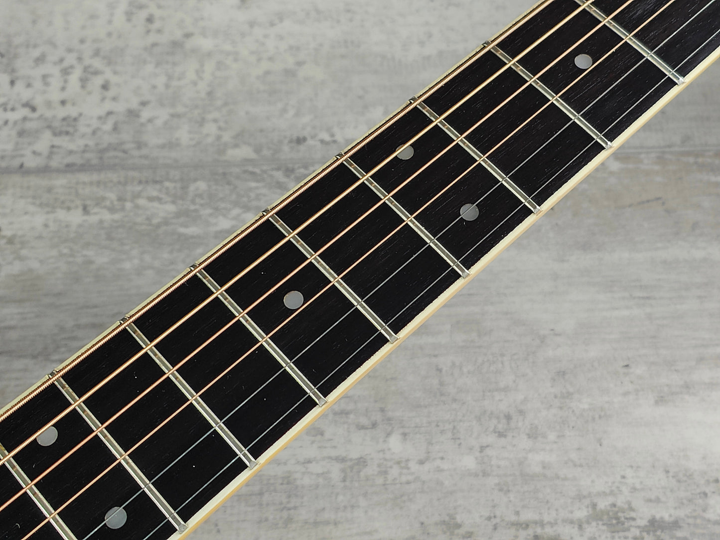 1990 Morris MD-512 Dreadnought Acoustic Guitar (Sunburst)