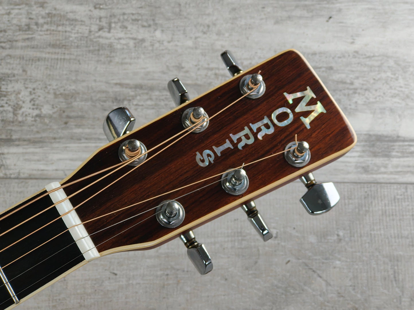 1990 Morris MD-512 Dreadnought Acoustic Guitar (Sunburst)