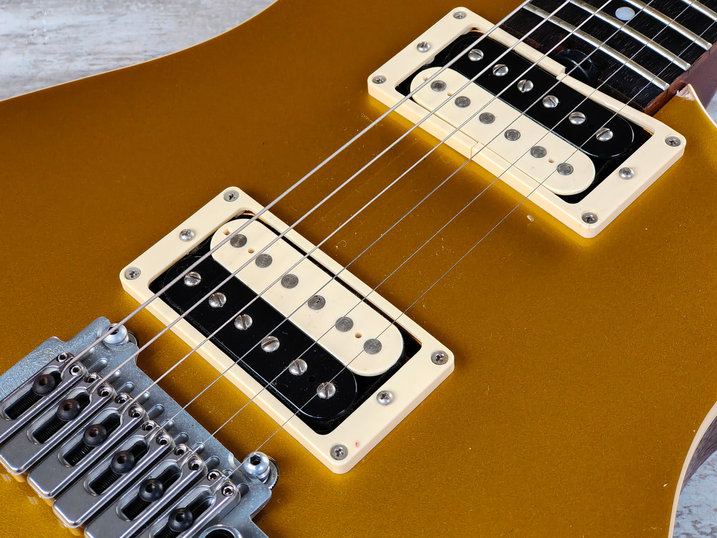 2010 Greco EW-88 Double Cutaway (Gold Top)