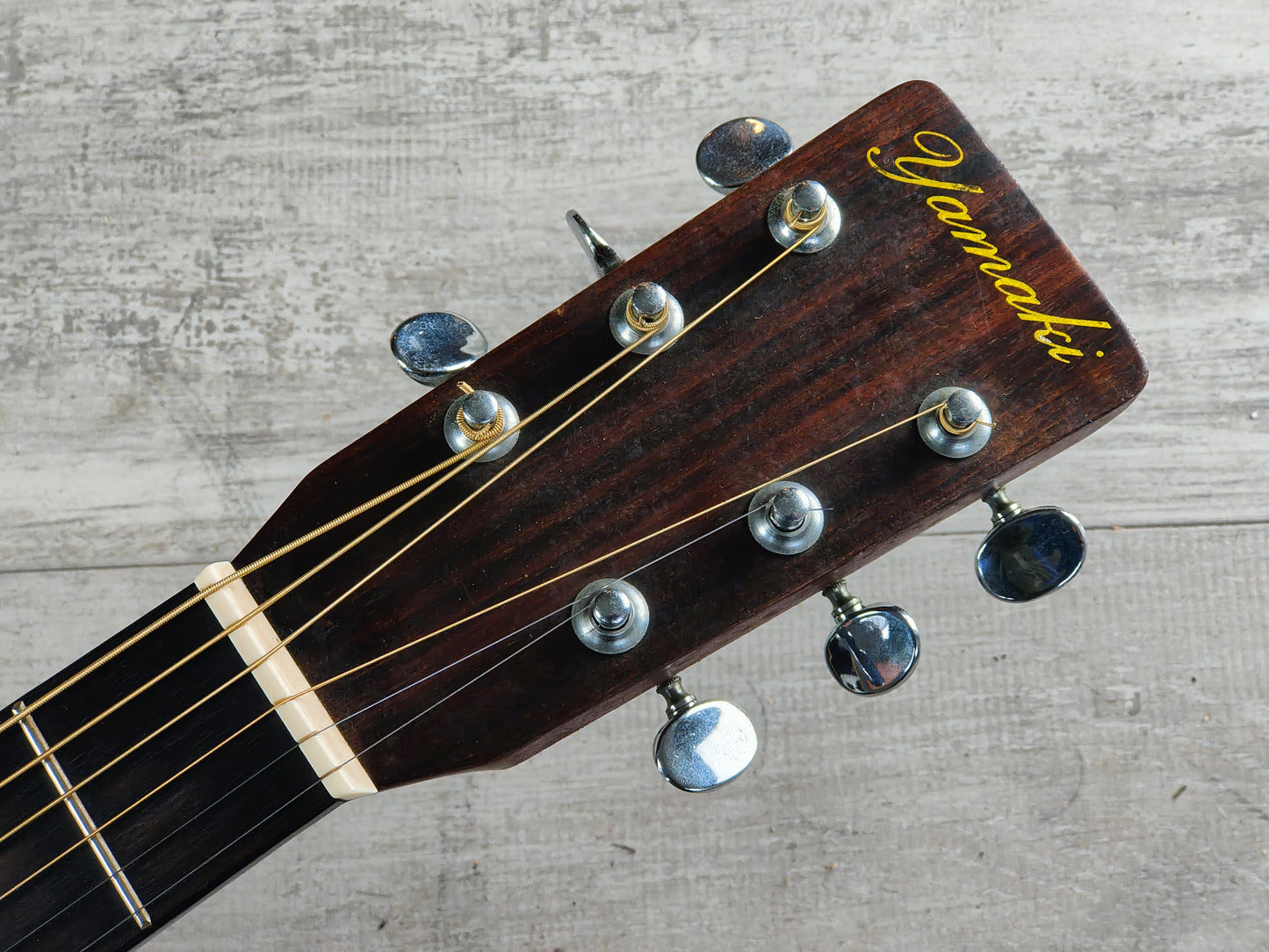 1970's Yamaki Japan F-15 Folk Acoustic Guitar (Brown Sunburst)