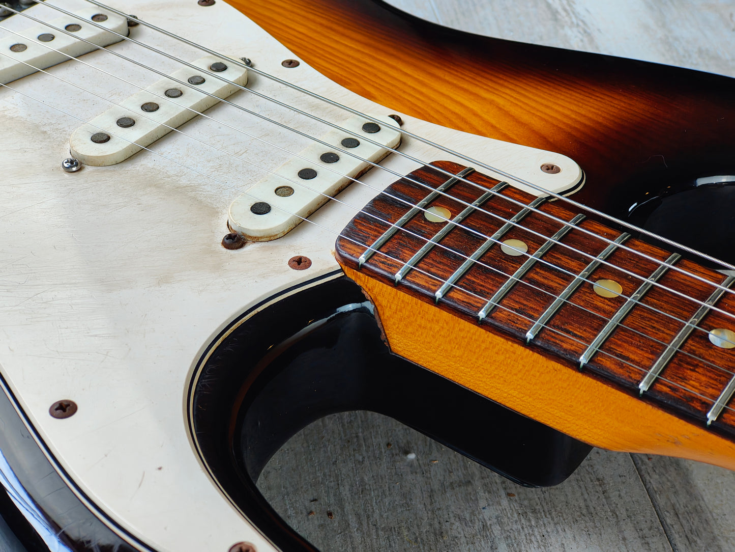 1977 Navigator (by ESP Japan) Esparto SP-01 '62 Reissue Stratocaster (Brown Sunburst)