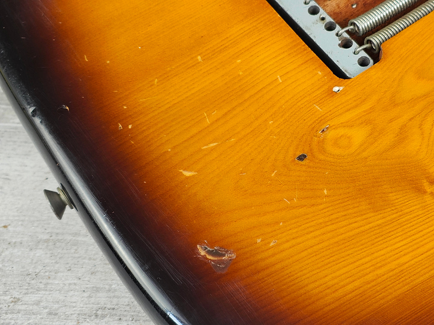 1977 Navigator (by ESP Japan) Esparto SP-01 '62 Reissue Stratocaster (Brown Sunburst)