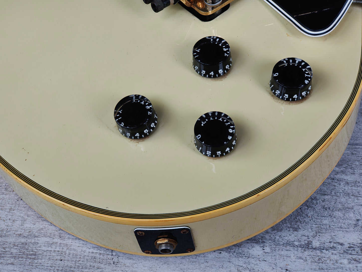 1988 Burny Japan LC-100YS Les Paul Custom w/Tremolo (Aged White)