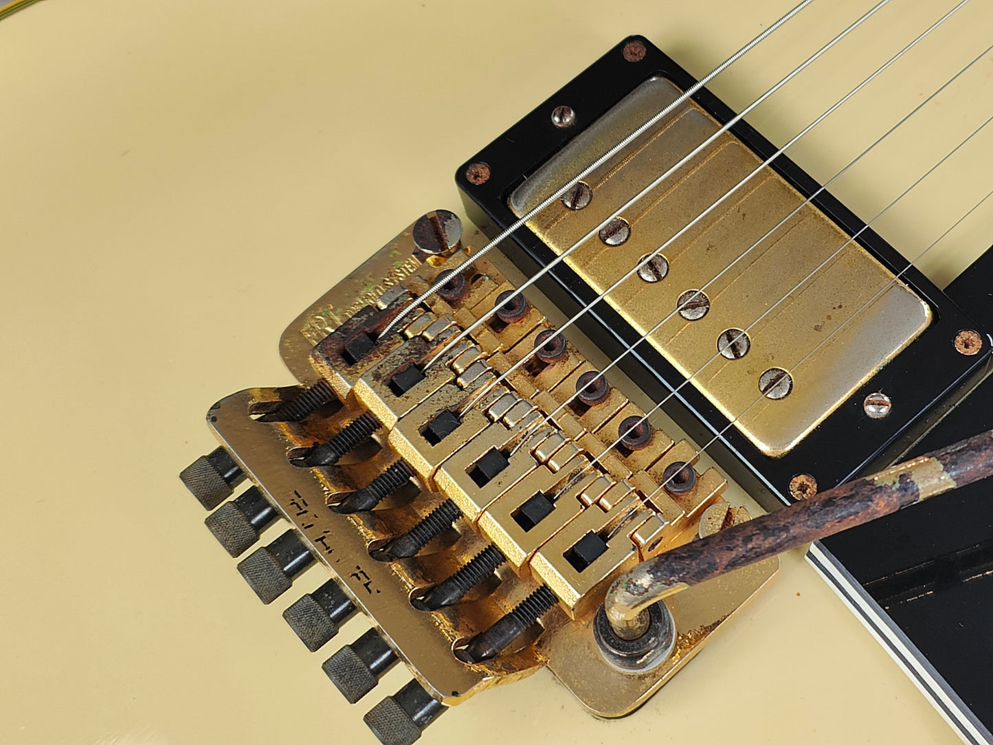1988 Burny Japan LC-100YS Les Paul Custom w/Tremolo (Aged White)