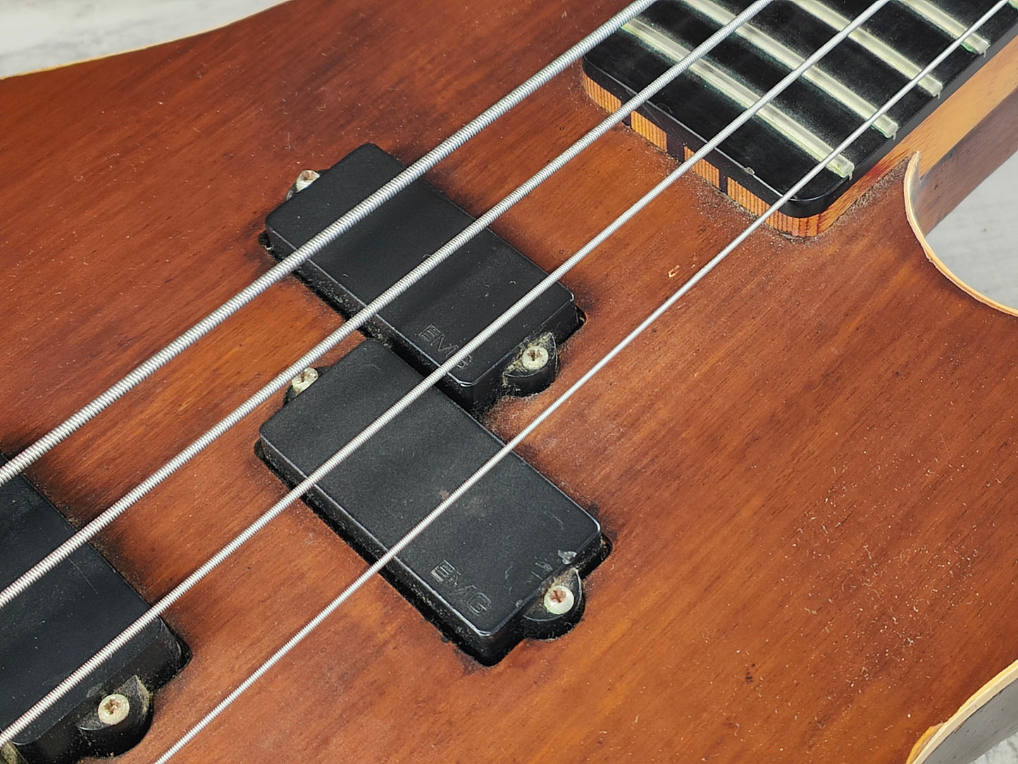 1990 B.C Rich Japan Warlock Bass w/EMG Pickup (Brown)