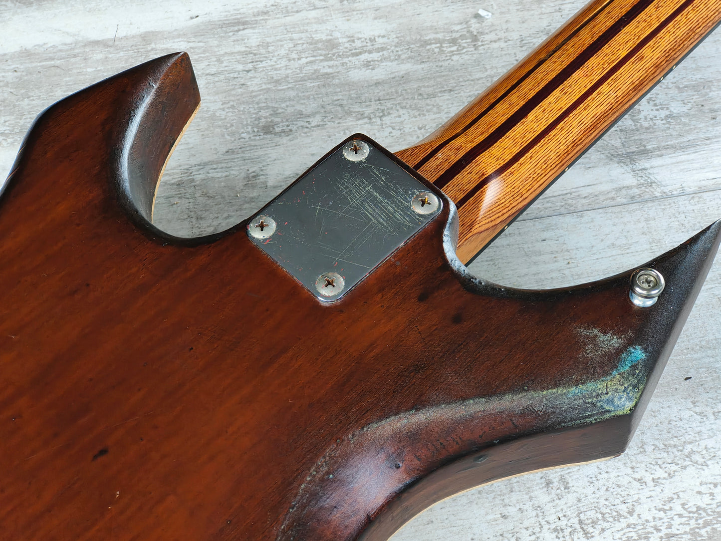 1990 B.C Rich Japan Warlock Bass w/EMG Pickup (Brown)