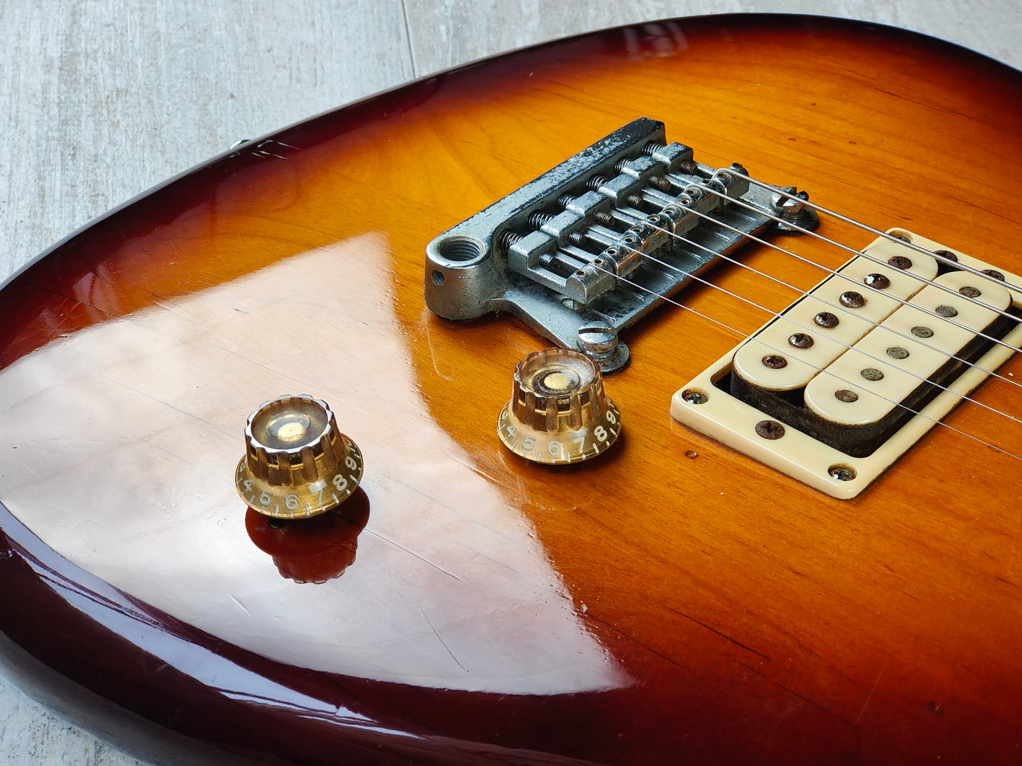 1981 Yamaha Japan SF3000 Super Flighter (Brown Sunburst)