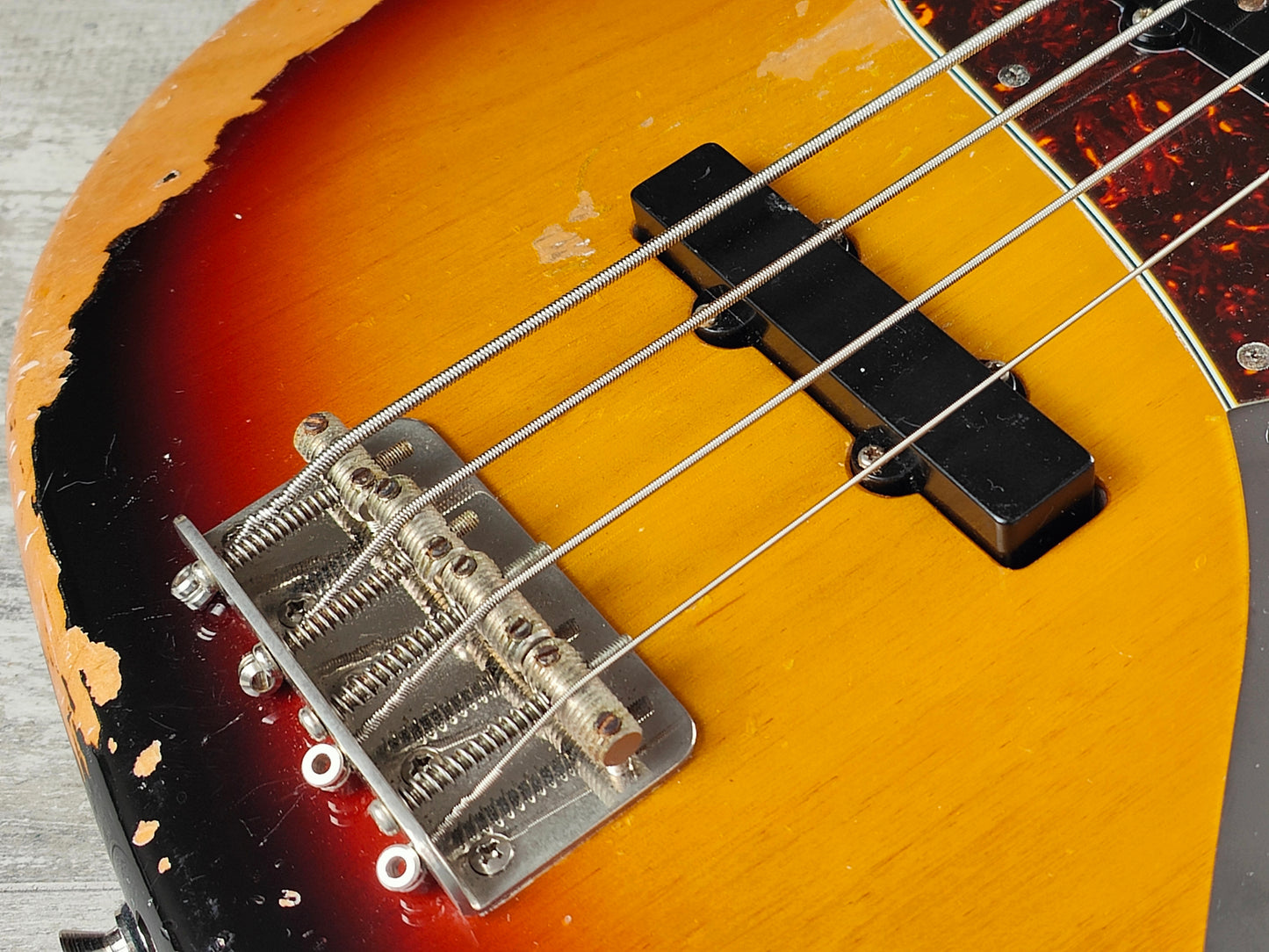 2007 Navigator (by ESP Japan) NJB-280LTD Jazz Bass (Sunburst)