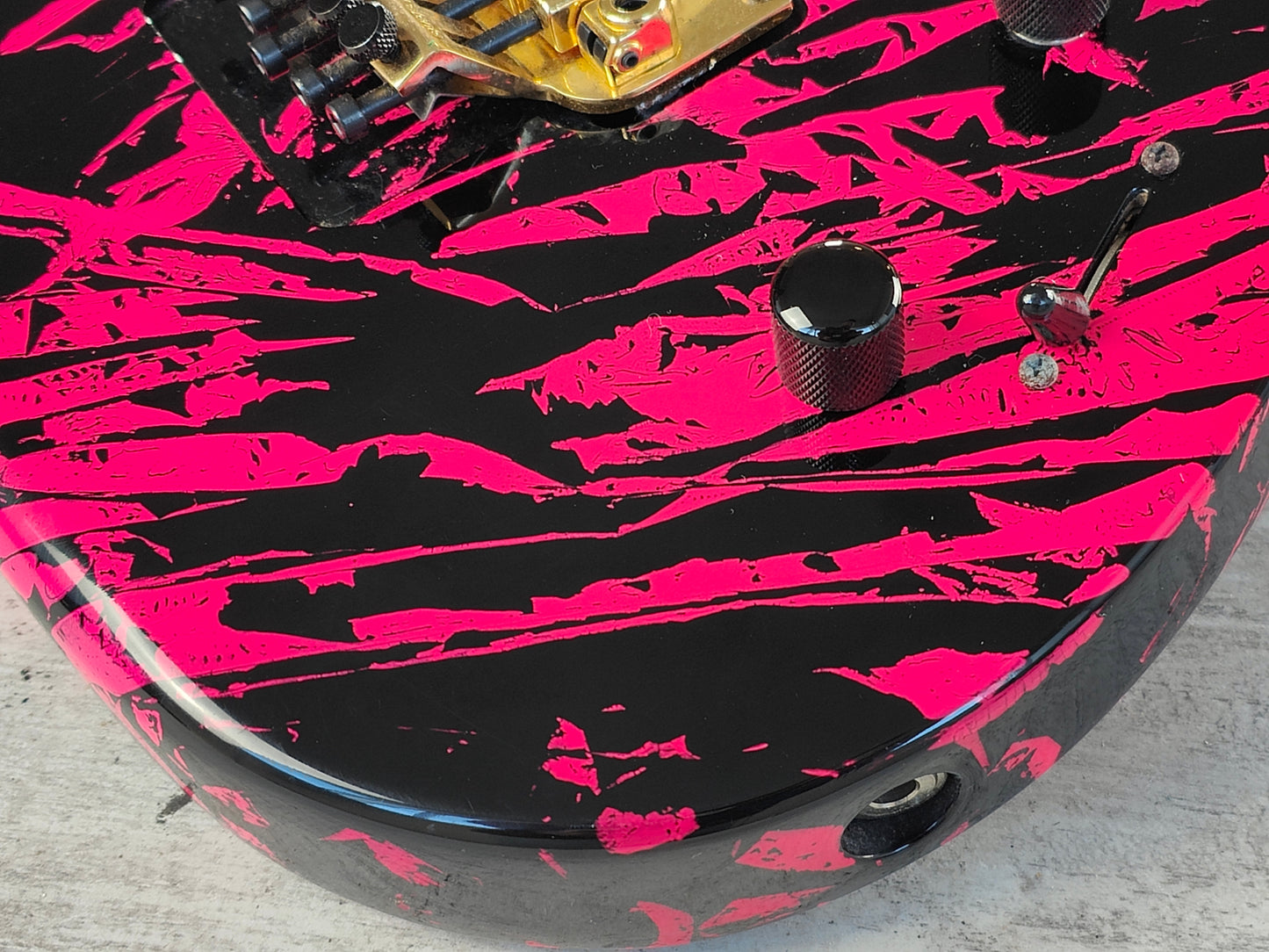 1990 Aria Pro II Japan Magna "Aura" Artist Model Superstrat (Pink Graffiti)