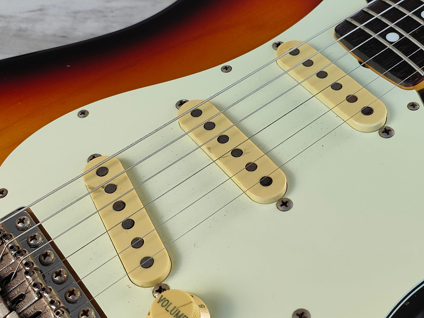 2004 Fender Japan ST62-70TX '62 Reissue Stratocaster (Sunburst)