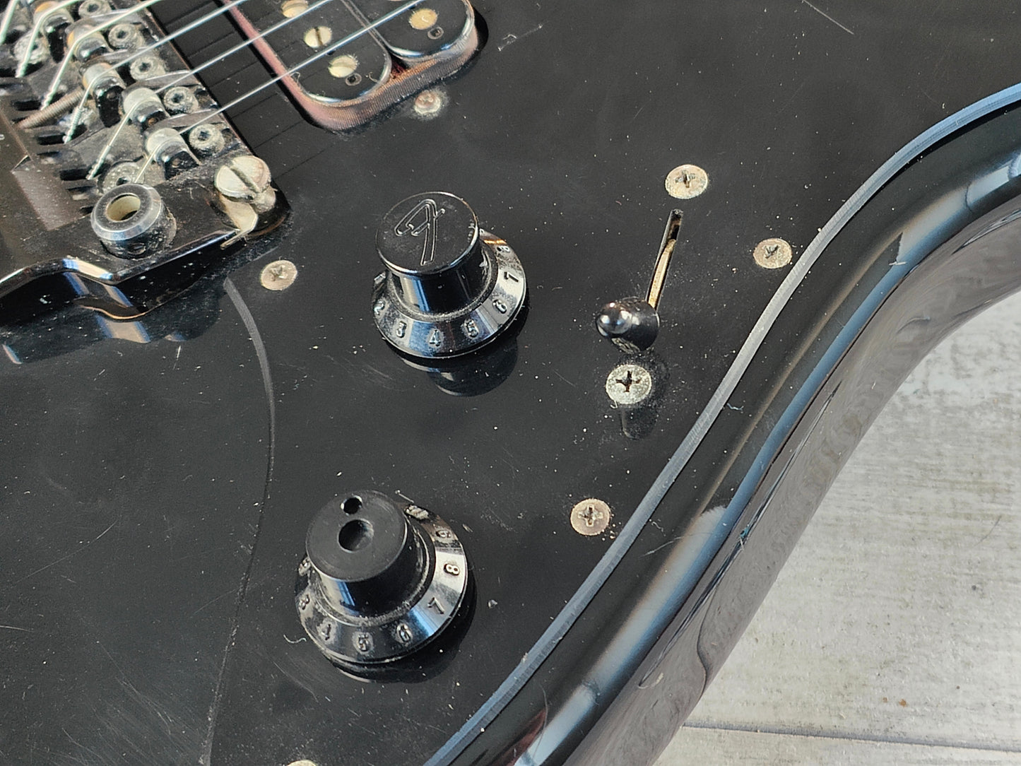 1984 Fender Japan ST-555 HH Contemporary Stratocaster (Black)