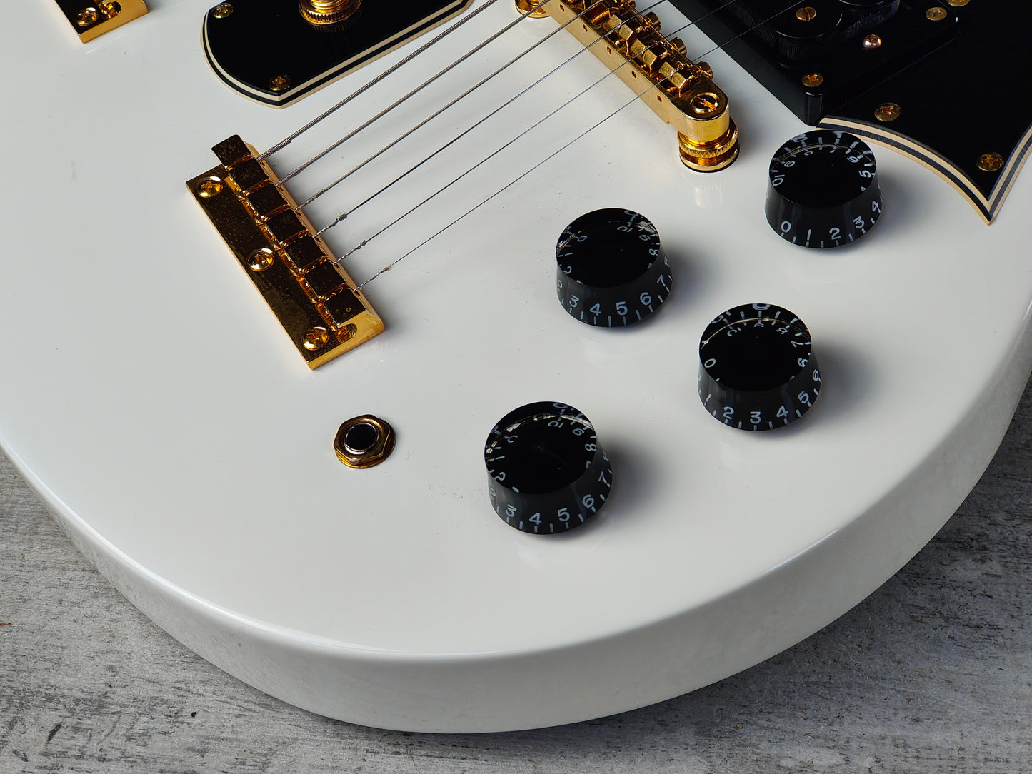 2015 Epiphone G-1275 Limited Edition Double Neck SG (Alpine White)