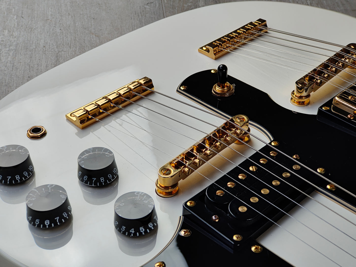 2015 Epiphone G-1275 Limited Edition Double Neck SG (Alpine White)