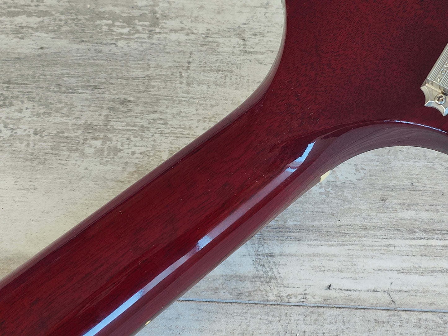 2004 Gibson USA '67 Flying V (Cherry Red)