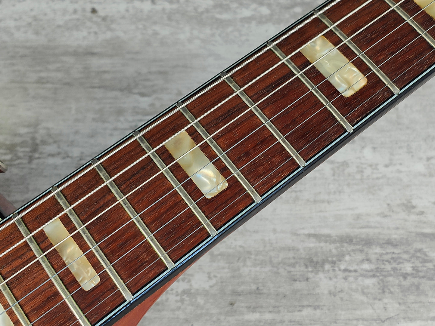 1972 Matsumoto Japan LE-200 Les Paul Professional (Walnut)