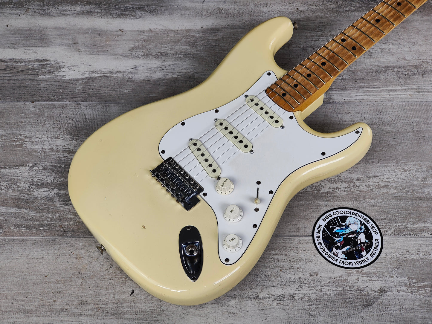 1978 Fernandes Japan FST-70 Scalloped Vintage Stratocaster (Vintage White)