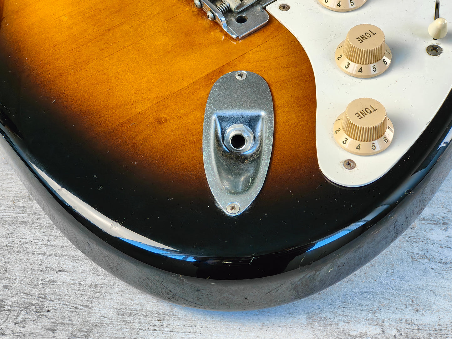 1987 Fender Japan ST57-70 "E Series" '57 Reissue Stratocaster (Brown Sunburst)