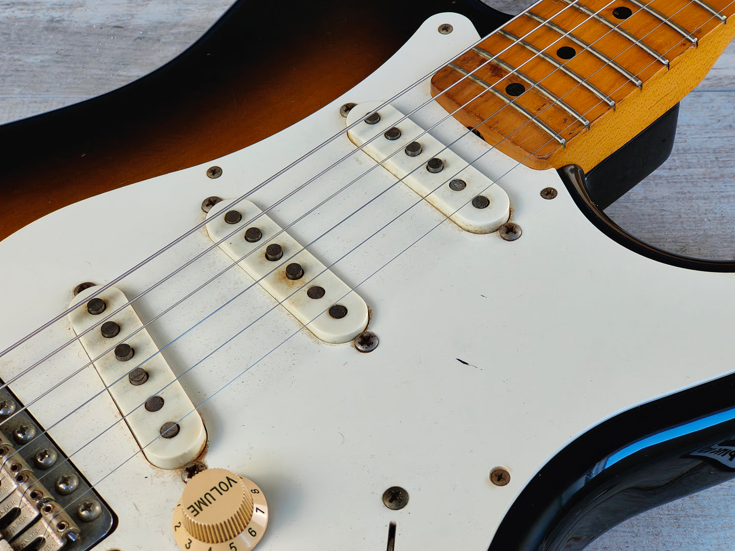 1987 Fender Japan ST57-70 "E Series" '57 Reissue Stratocaster (Brown Sunburst)