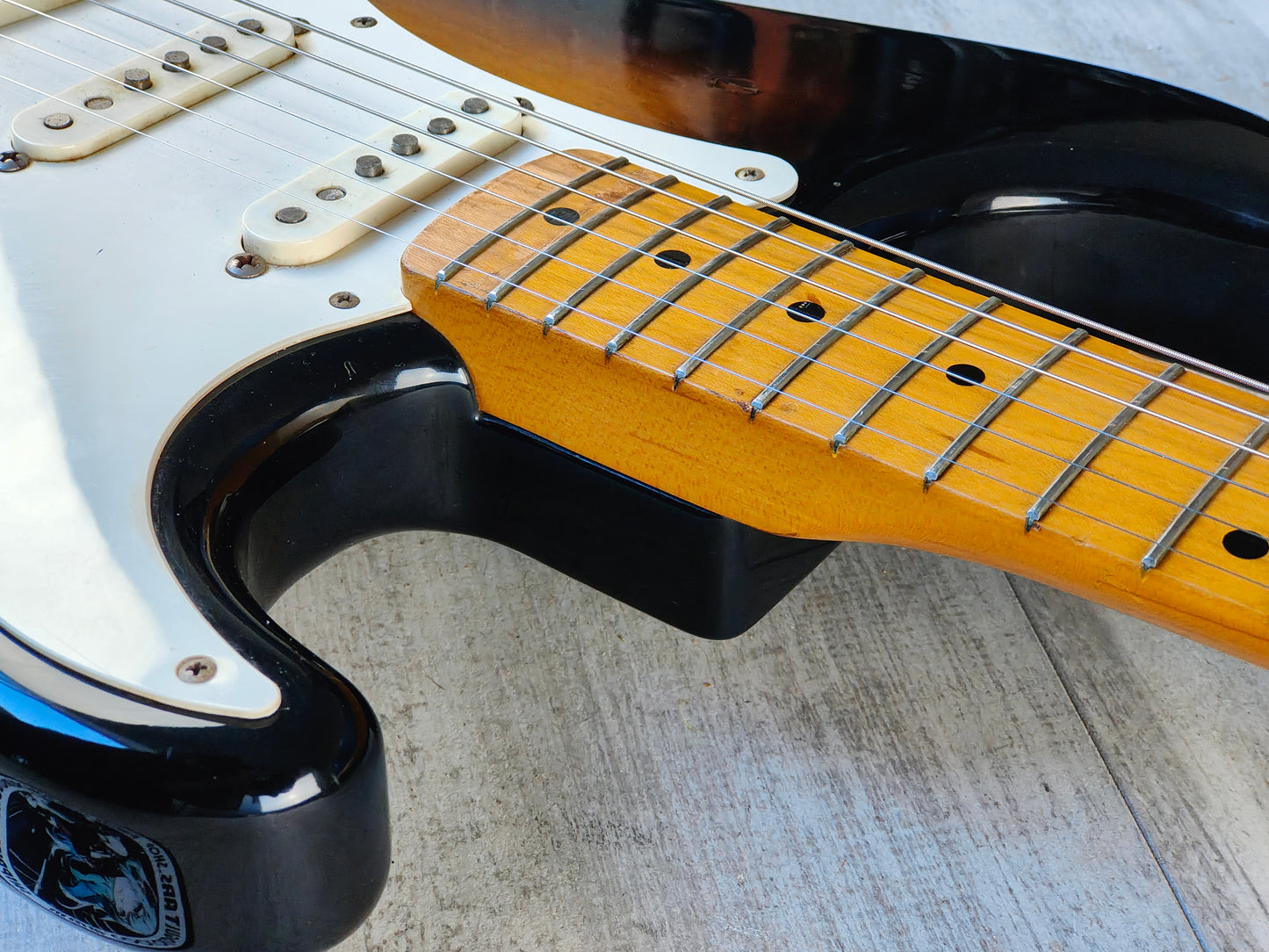 1987 Fender Japan ST57-70 "E Series" '57 Reissue Stratocaster (Brown Sunburst)
