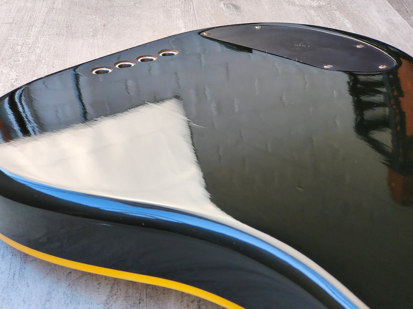 1991 Fender Japan PBAC-100FL Fretless Thinline Electric/Acoustic Precision Bass (Sunburst)