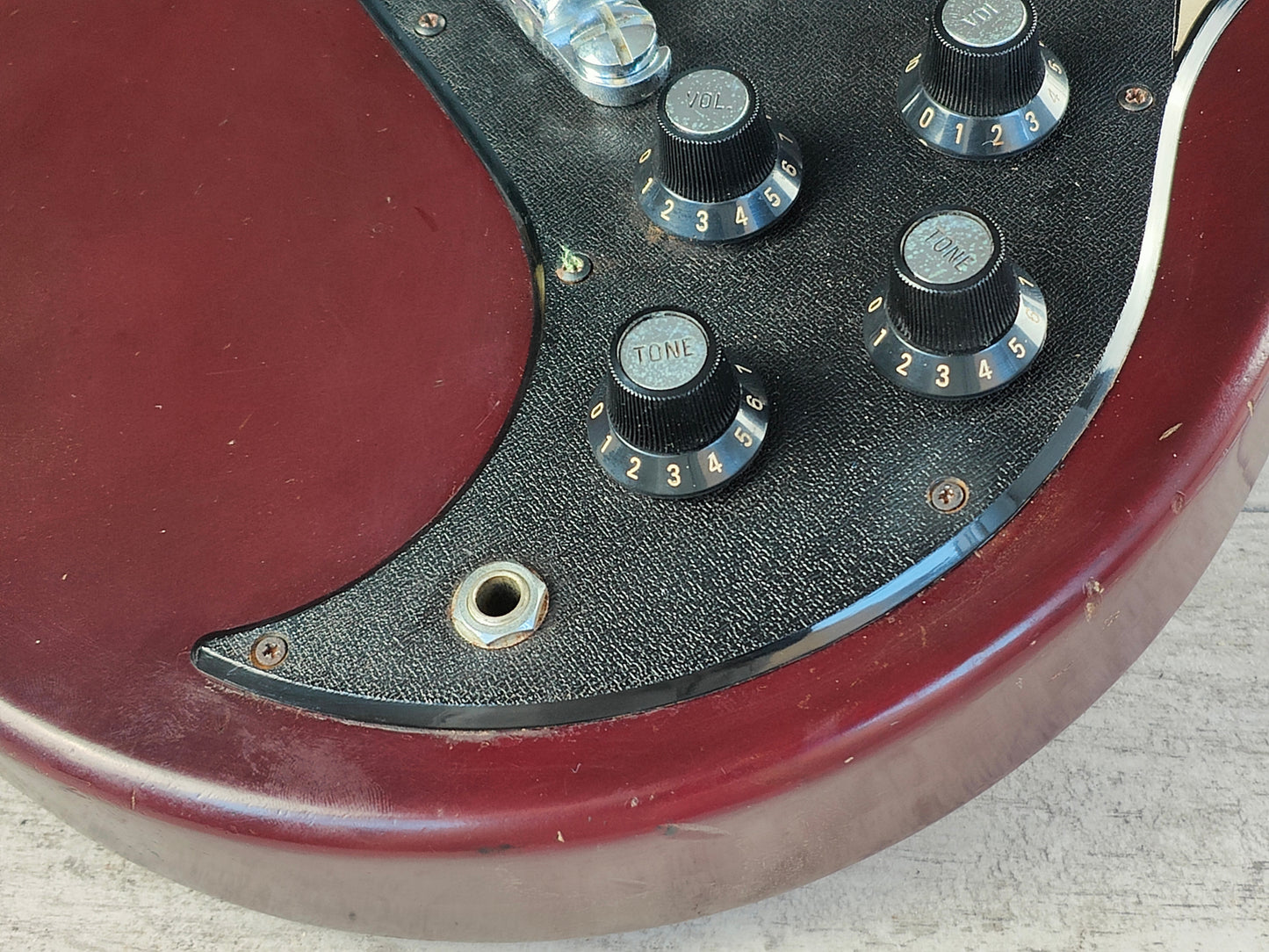 1973 Yamaha Japan SG-35 Double Cutaway SG (Wine Red)