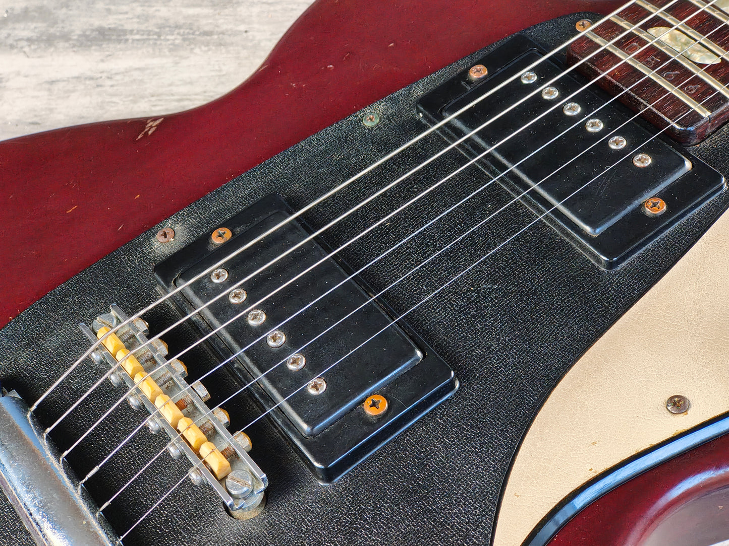 1973 Yamaha Japan SG-35 Double Cutaway SG (Wine Red)