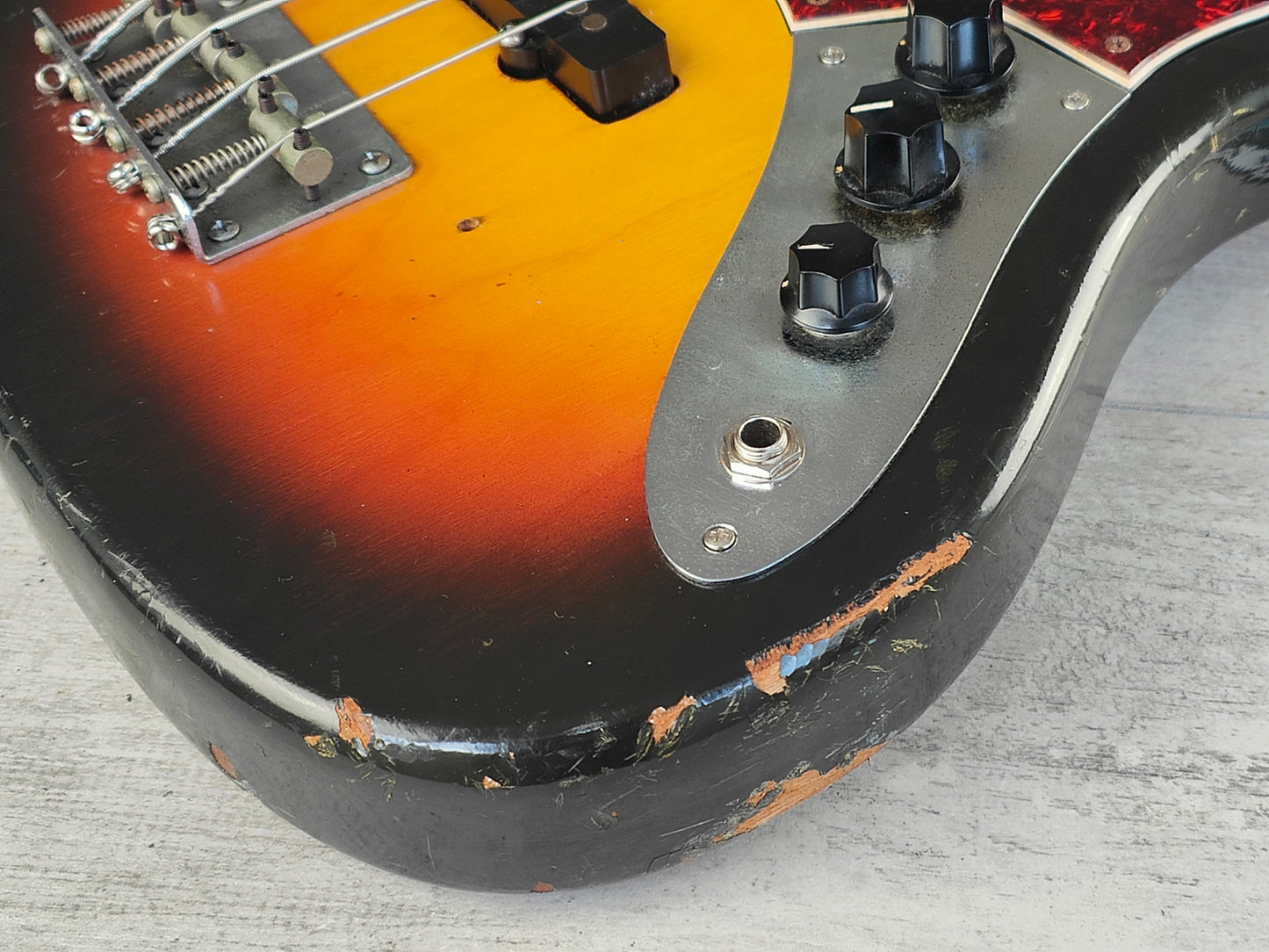 1973 Greco Japan JB-500S Jazz Bass (Sunburst)