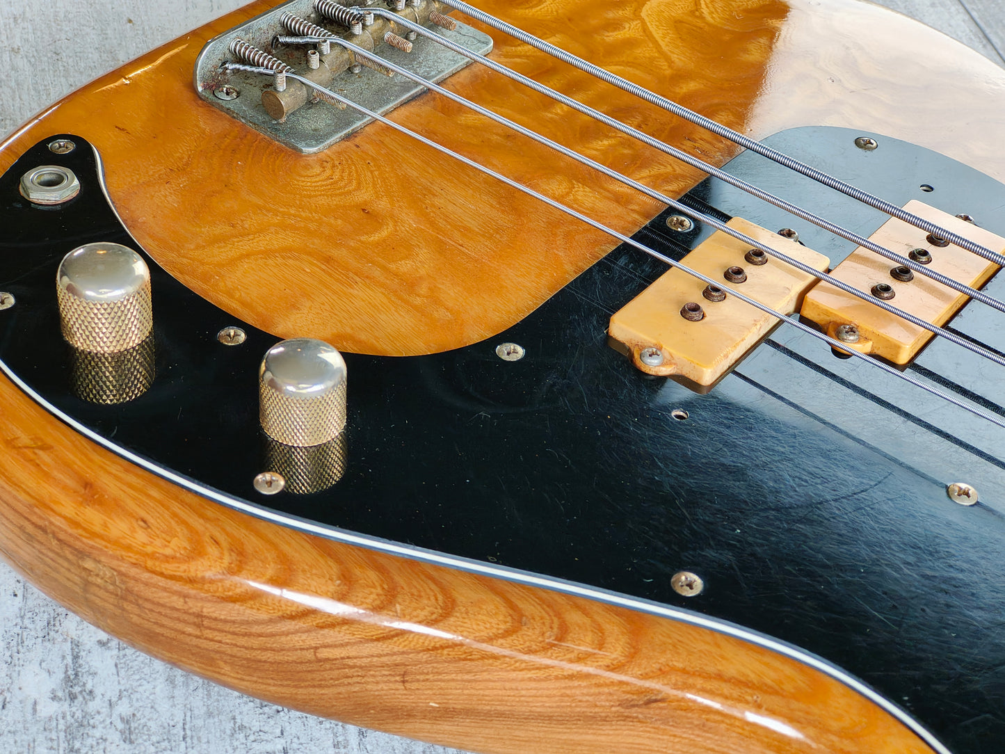 1980 Tokai Japan PB Hard Puncher Precision Bass (Curly Natural Ash)