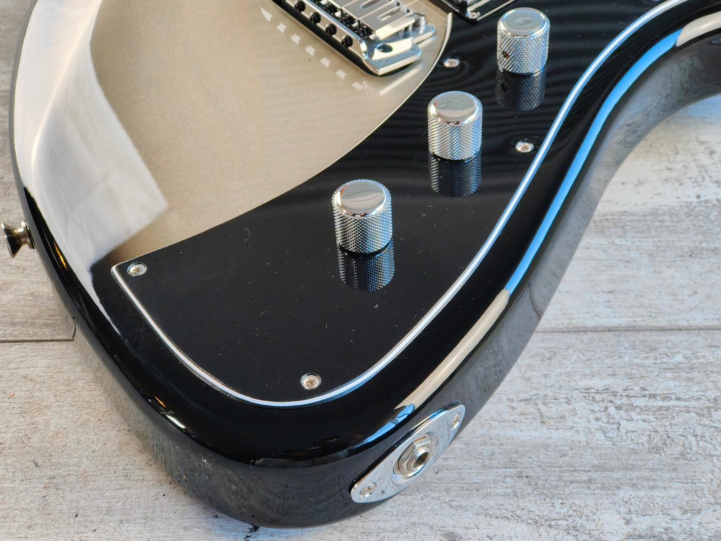 2022 Fender Player Plus Meteora HH Offset (Silverburst)