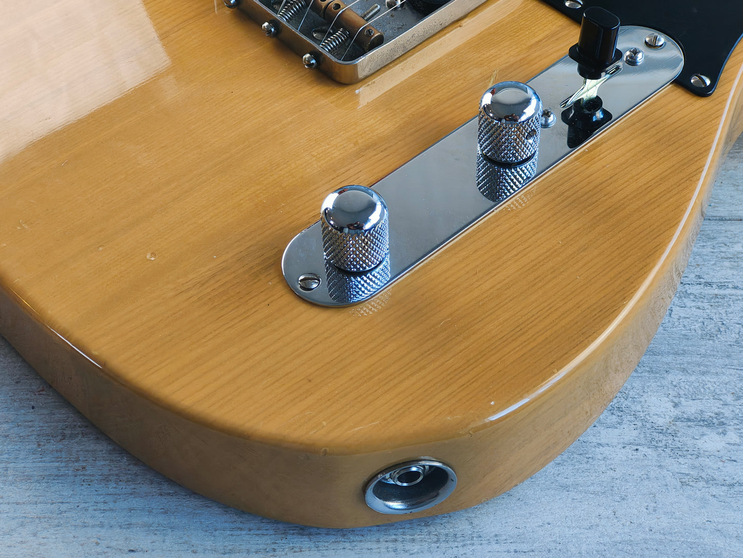 1983 Squier (by Fender Japan) JV Series '52 Reissue Telecaster (Vintage Natural)