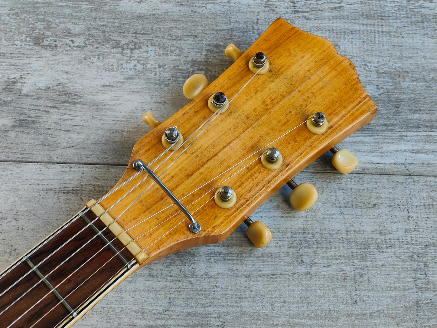 1968 Kawai Japan CB-2V "Banjitar" Electric Guitar (Round & Cute)