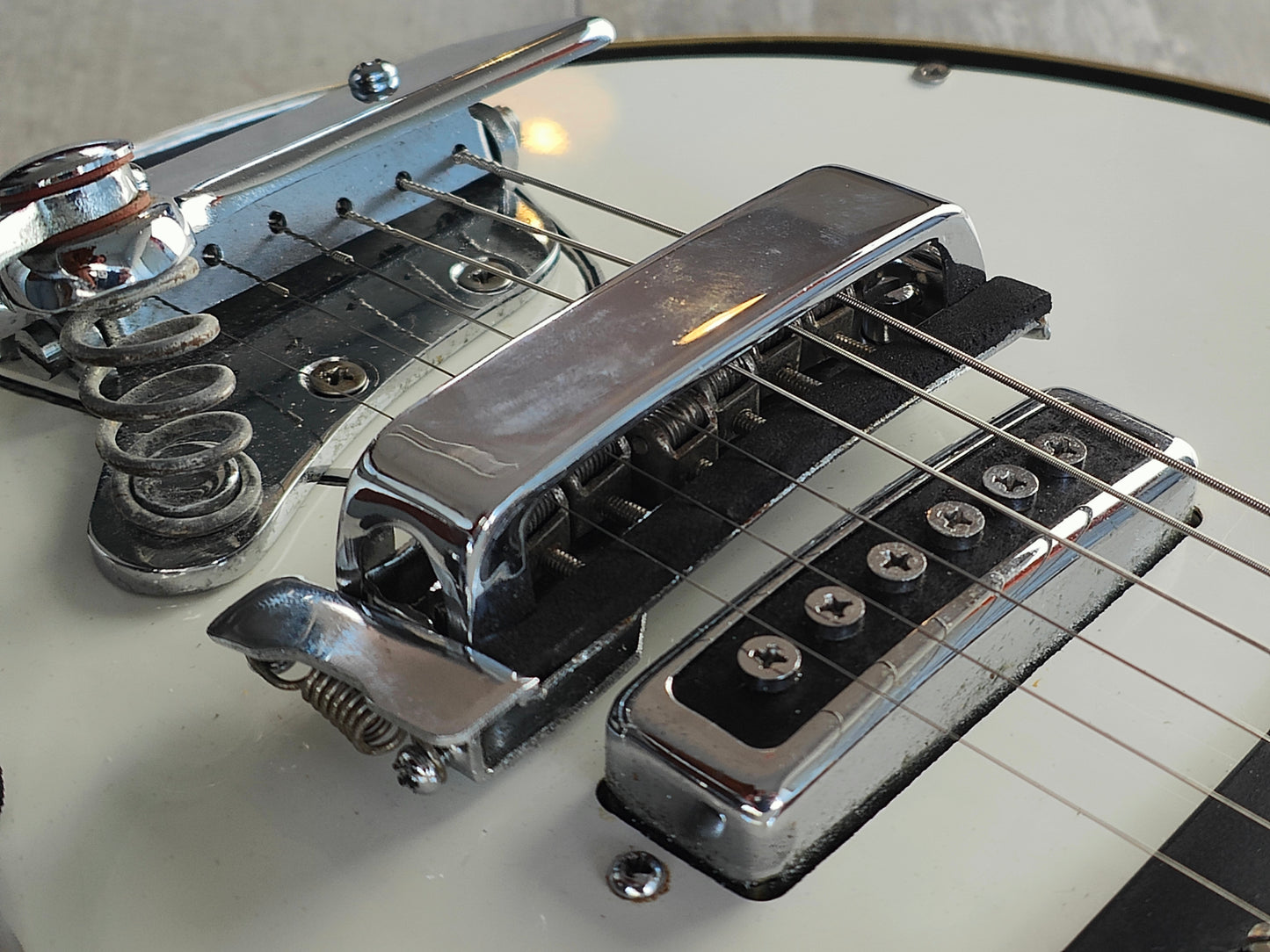 1968 Kawai Japan CB-2V "Banjitar" Electric Guitar (Round & Cute)
