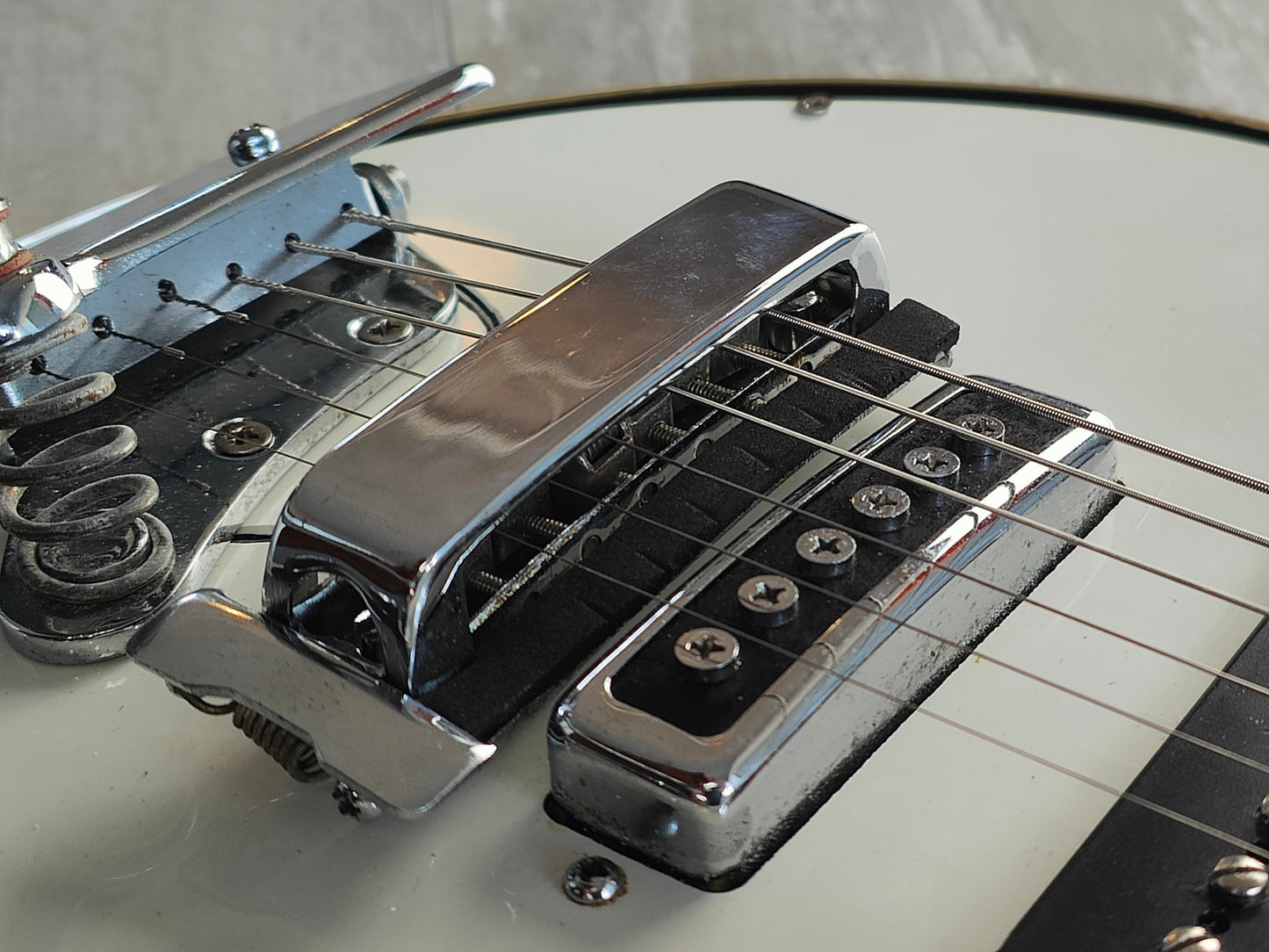 1968 Kawai Japan CB-2V "Banjitar" Electric Guitar (Round & Cute)