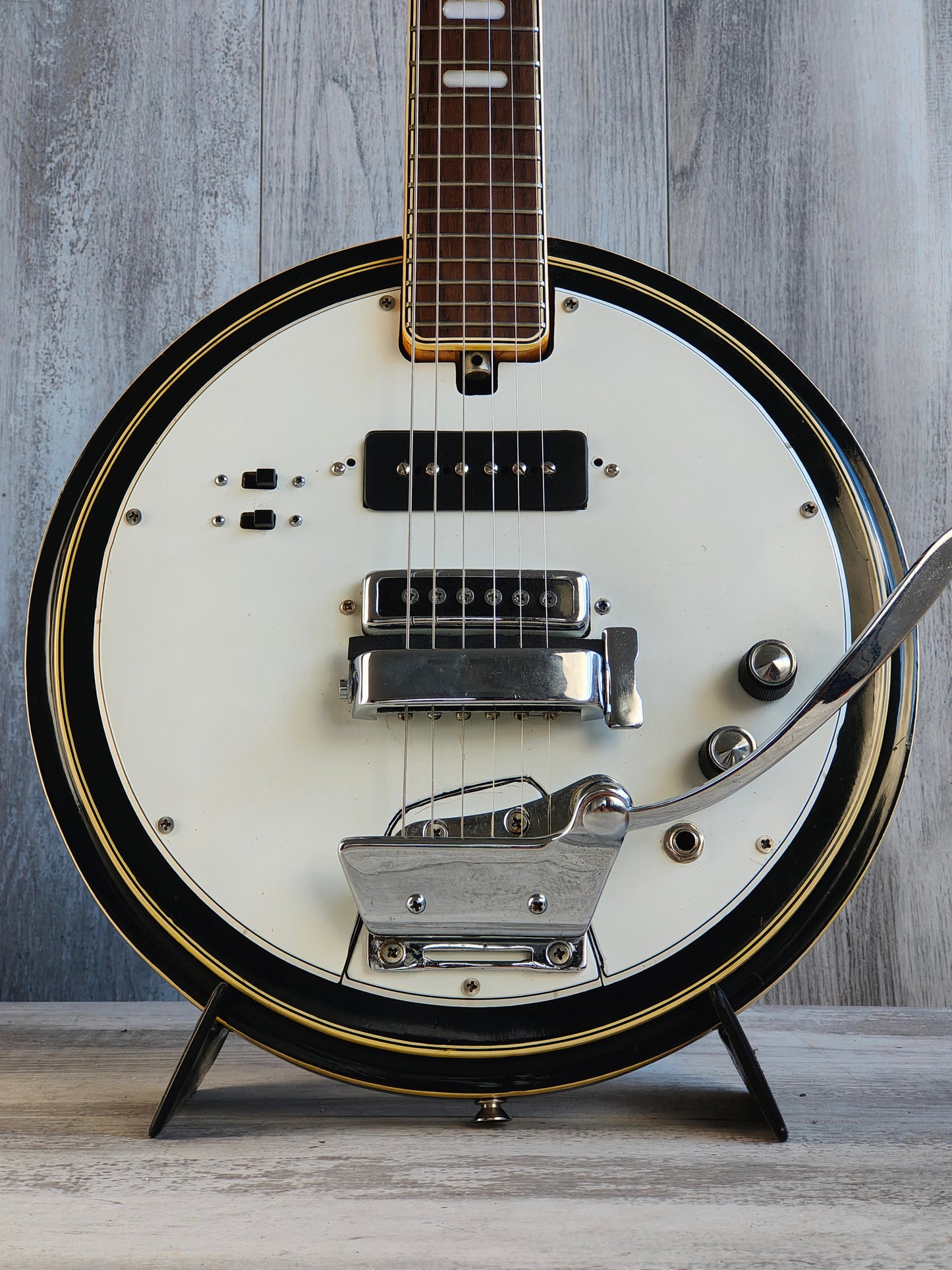 1968 Kawai Japan CB-2V "Banjitar" Electric Guitar (Round & Cute)