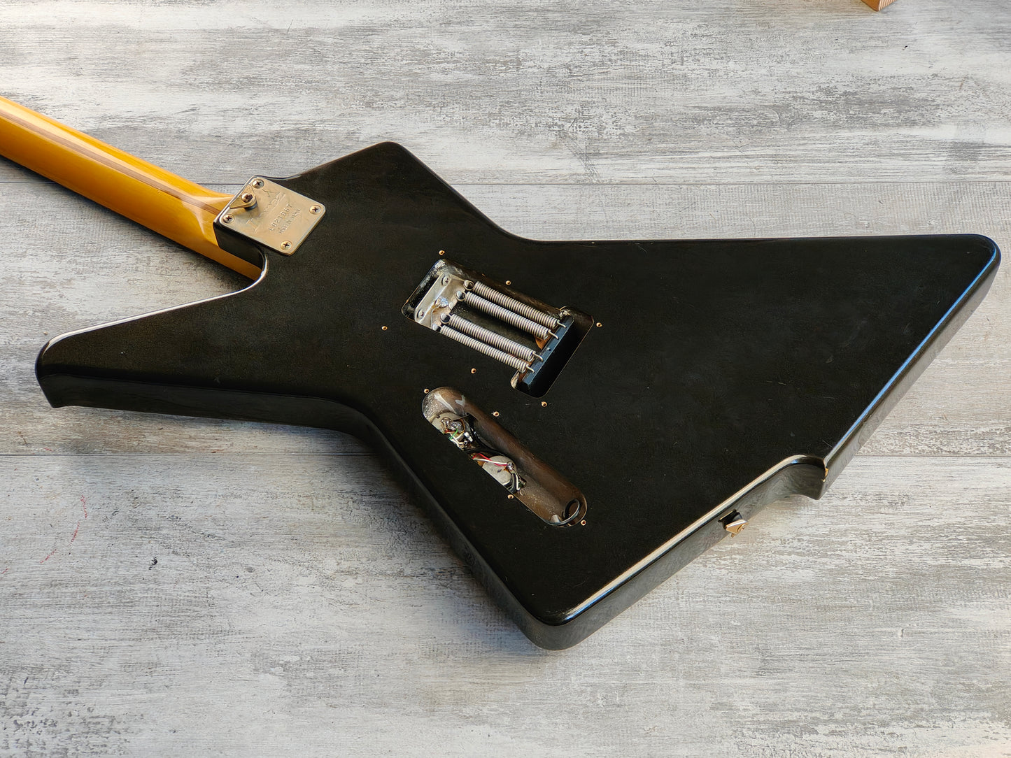 1982 Ibanez Japan DT100 Single Humbucker Destroyer (Metallic Black)