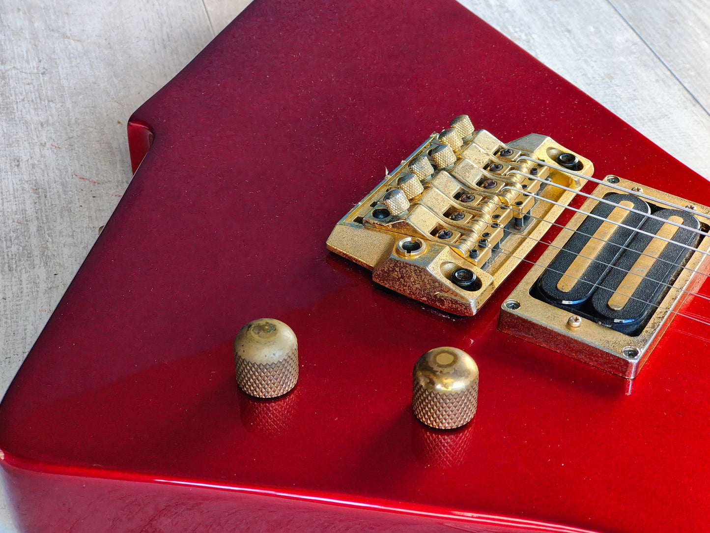 1985 Ibanez Japan DT330 Destroyer II Explorer (Fire Red) W/Case