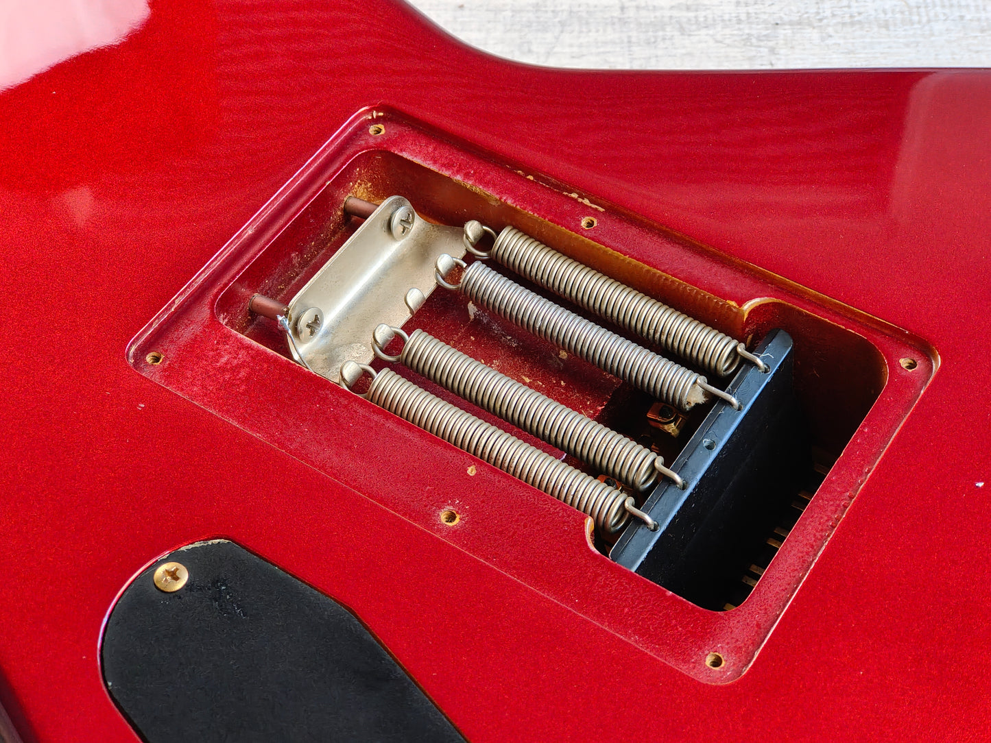 1985 Ibanez Japan DT330 Destroyer II Explorer (Fire Red) W/Case