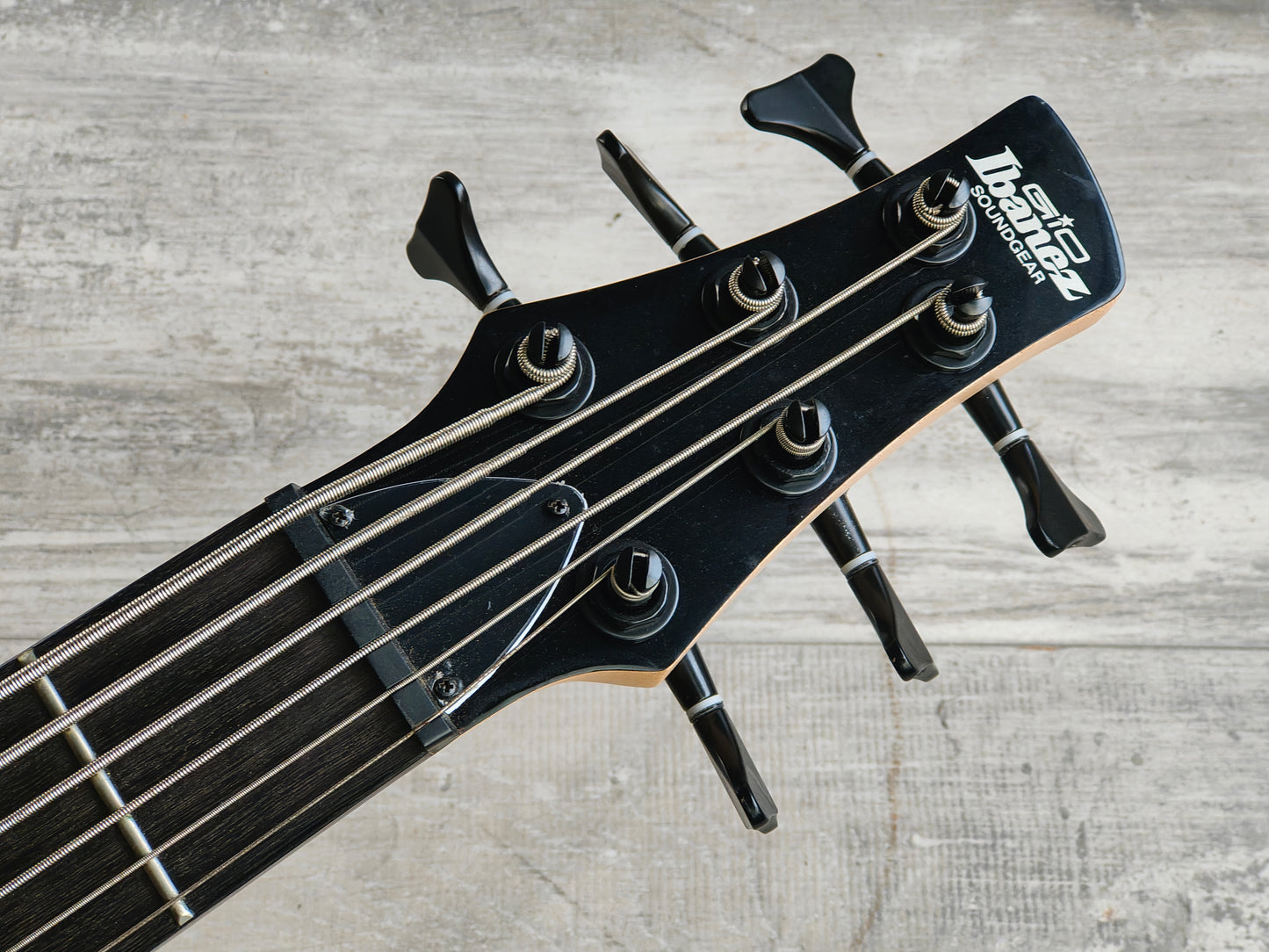 Ibanez SR206B WNF SR GIO 6-String Electric Bass (Walnut Flat)