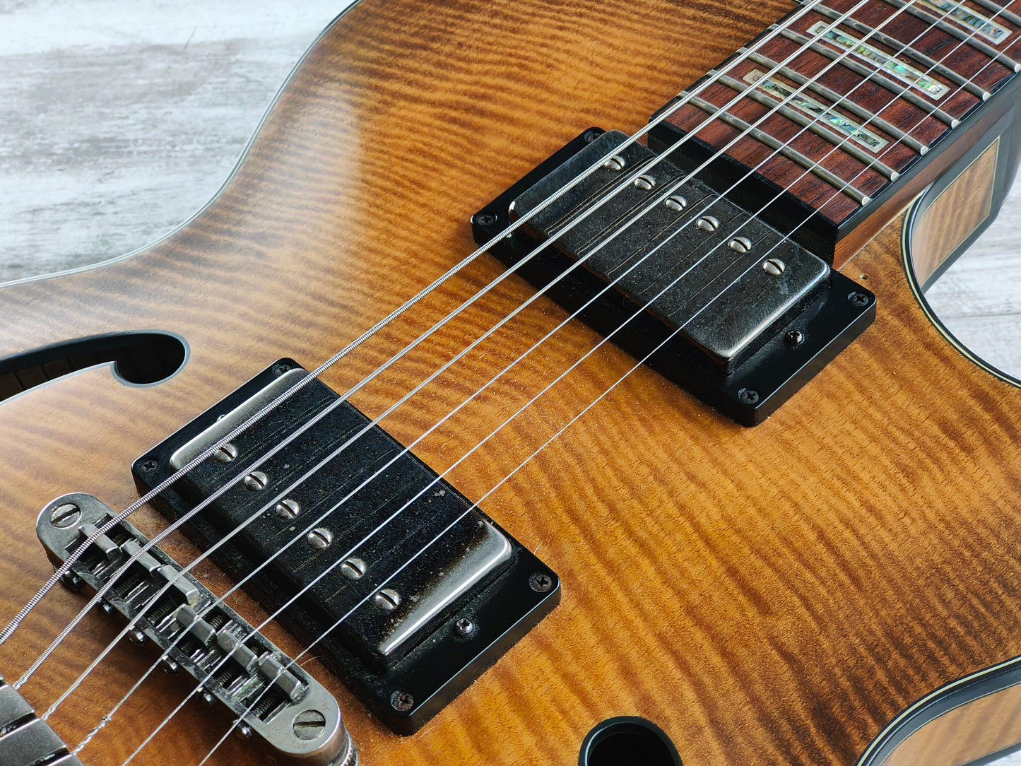 2006 Ibanez AGS83B Artcore Series Hollowbody (Antique Burst)