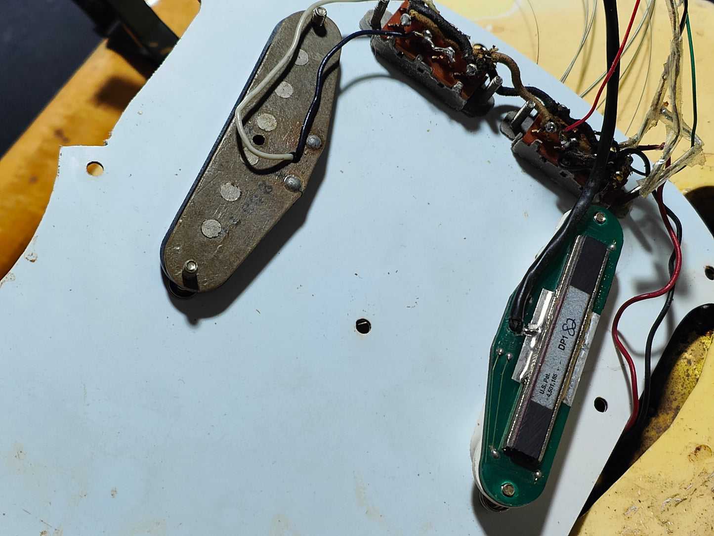 1973 Fender USA Mustang (Aged Olympic White)