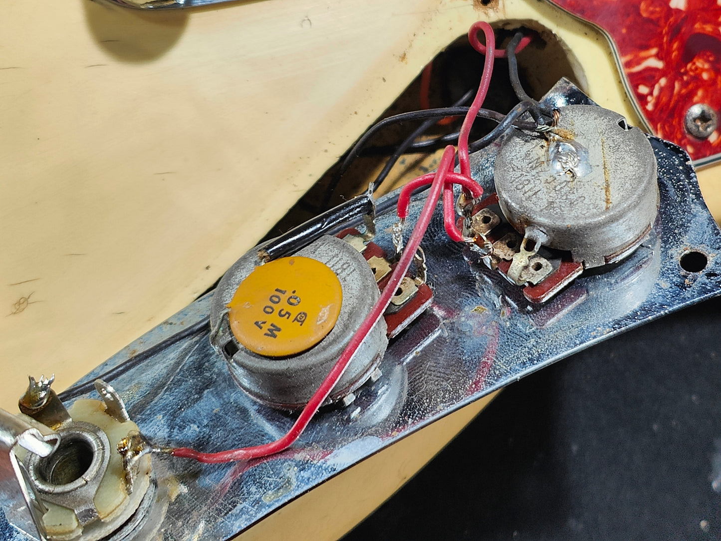 1973 Fender USA Mustang (Aged Olympic White)