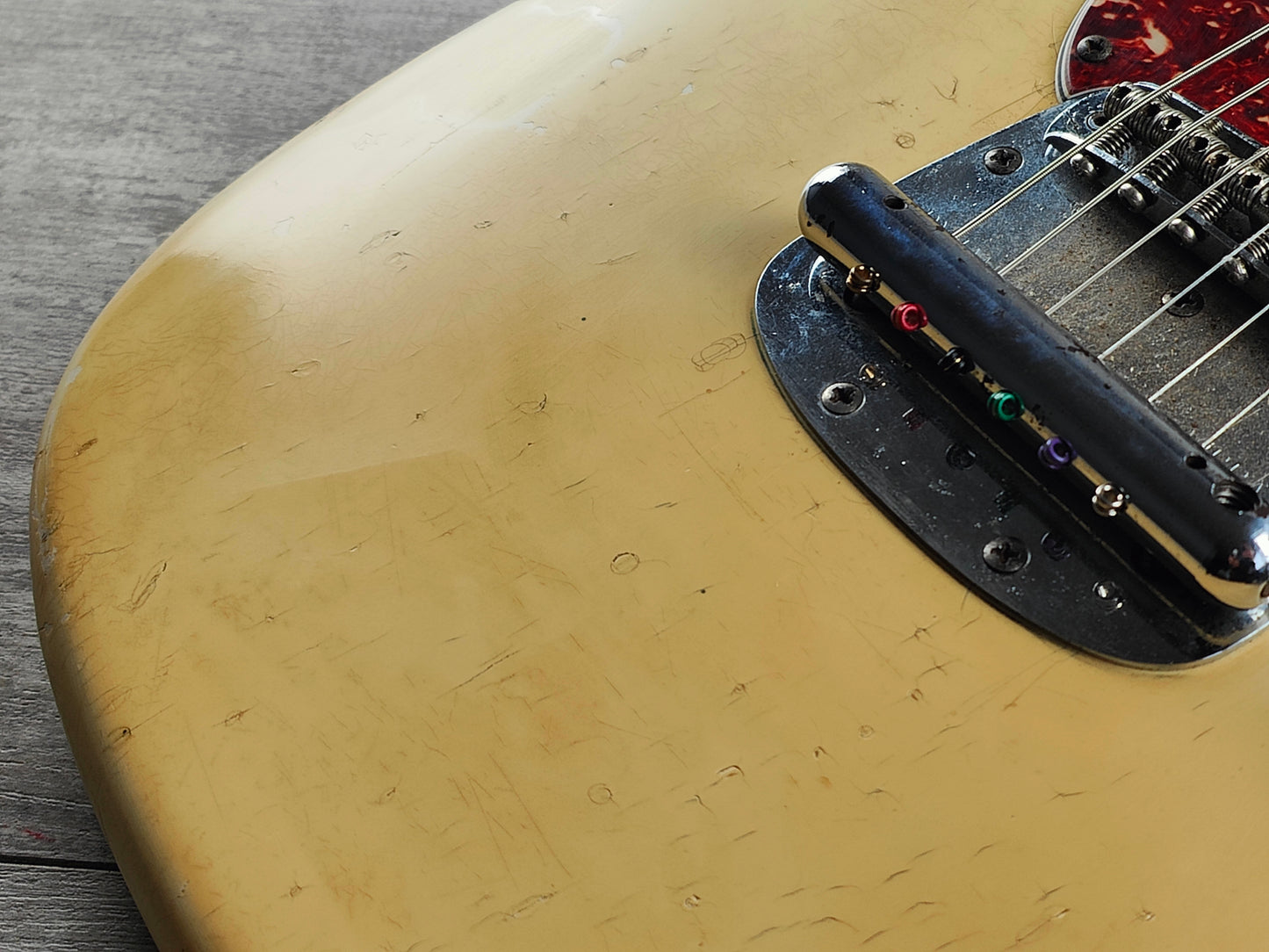 1973 Fender USA Mustang (Aged Olympic White)